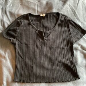 Aeropostale‎ Crop Top Womens Large Black Solid Rib Knit Short Sleeve Split Neck